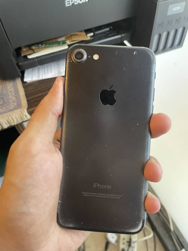 Apple iPhone 7 9