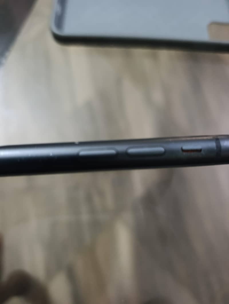 Apple iPhone 11 2