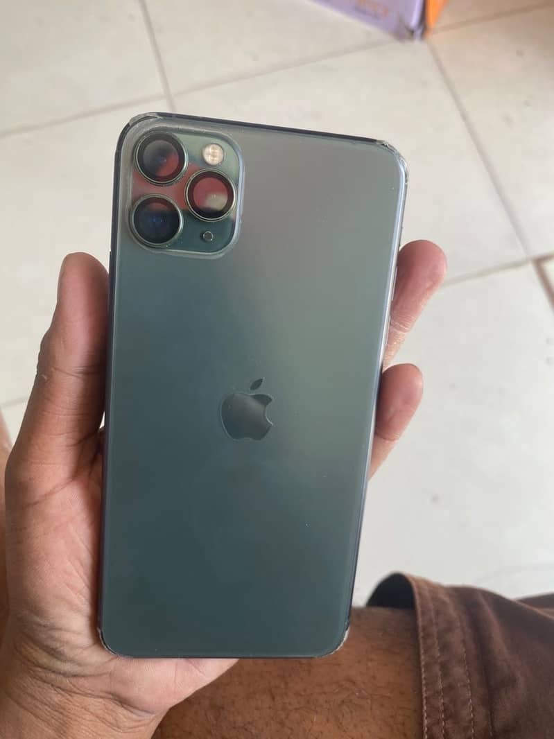 Apple iPhone 11 Pro Max 3
