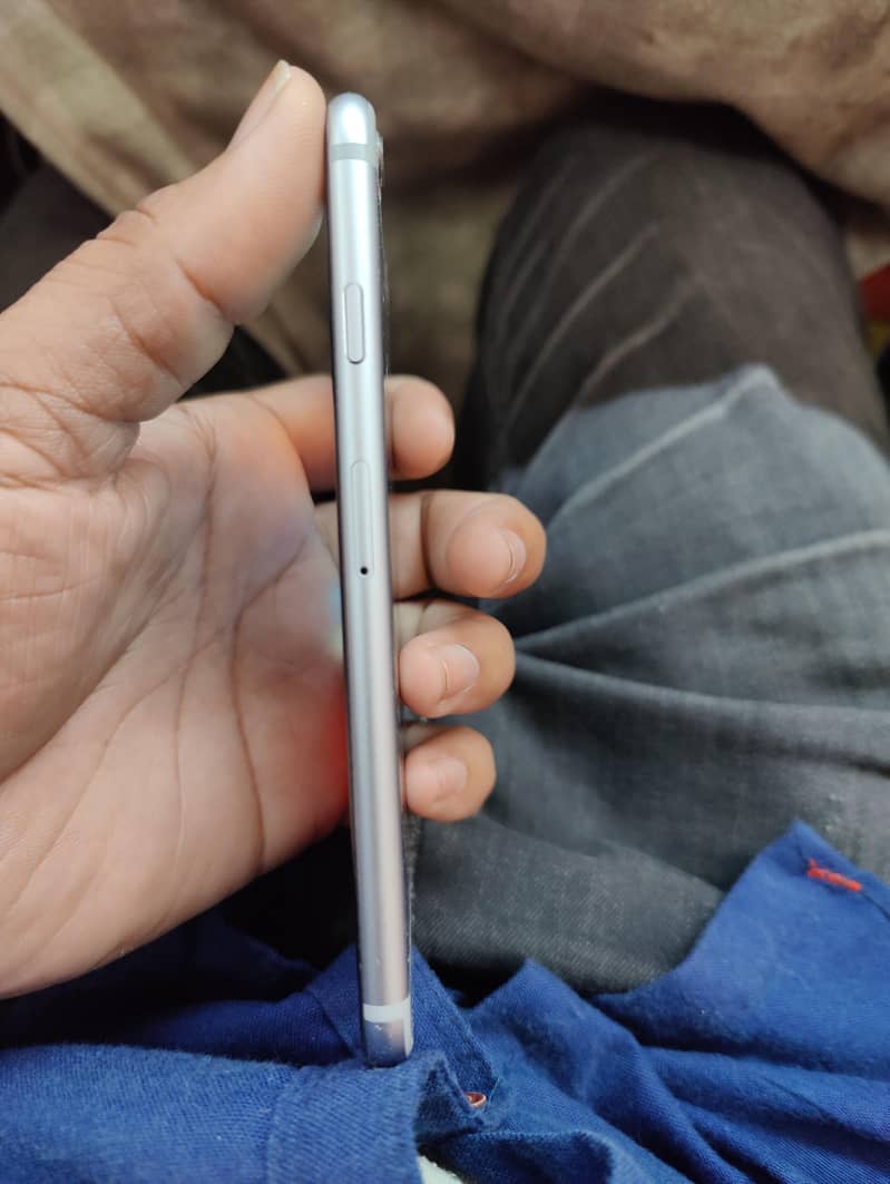 Apple iPhone 6S 9