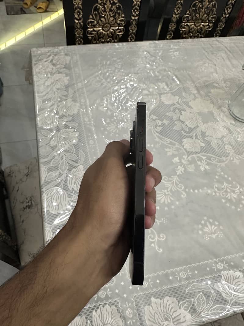 iPhone 14 Pro 6