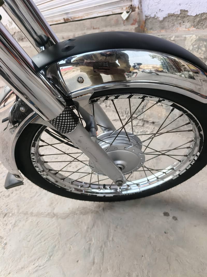 ہونڈا سی ڈی 70 لش کنڈیشن 2020 ماڈل 3