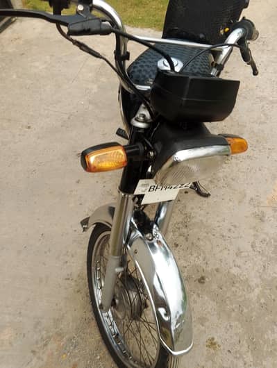 honda 70 good condition original document  biometric