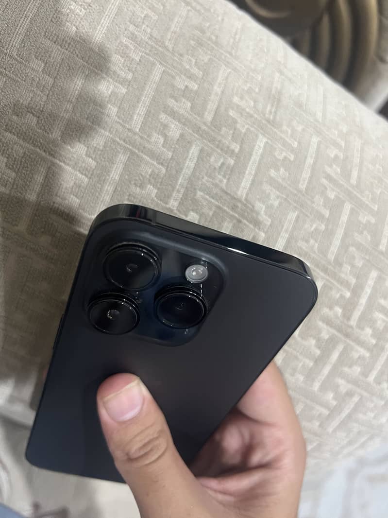 Apple iPhone 14 Pro 3