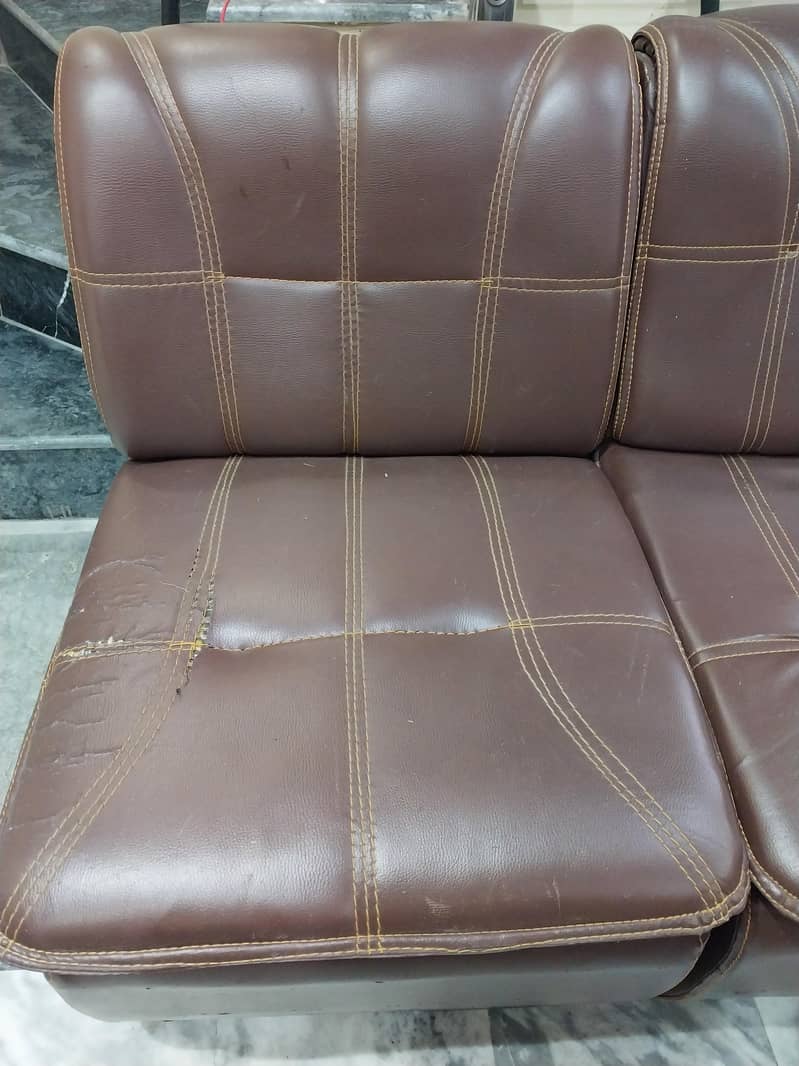 4 seater sofa 2