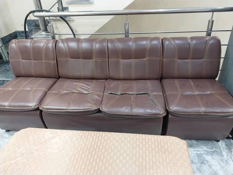 4 seater sofa 3