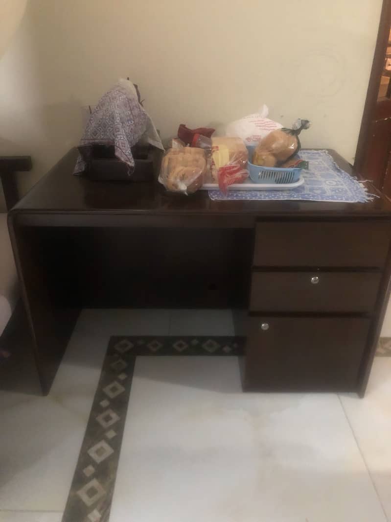 Office table desk 0