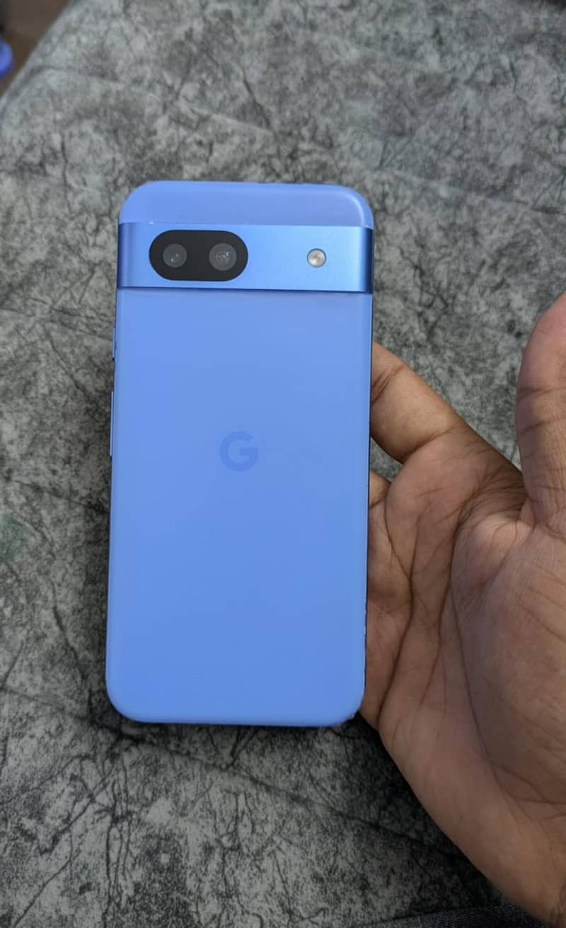 Google Pixel 8a 4