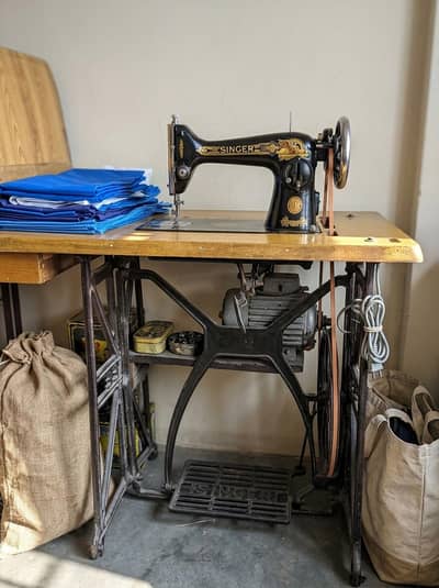 Embroidery Machine with Heavy Iron Stand and Industrial Motor for Sale
