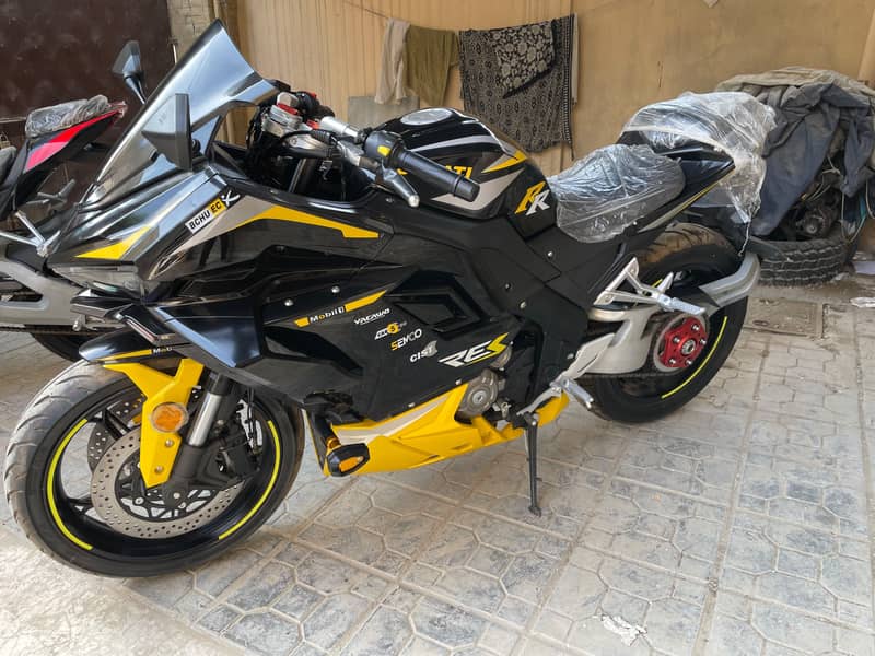Ducati 1