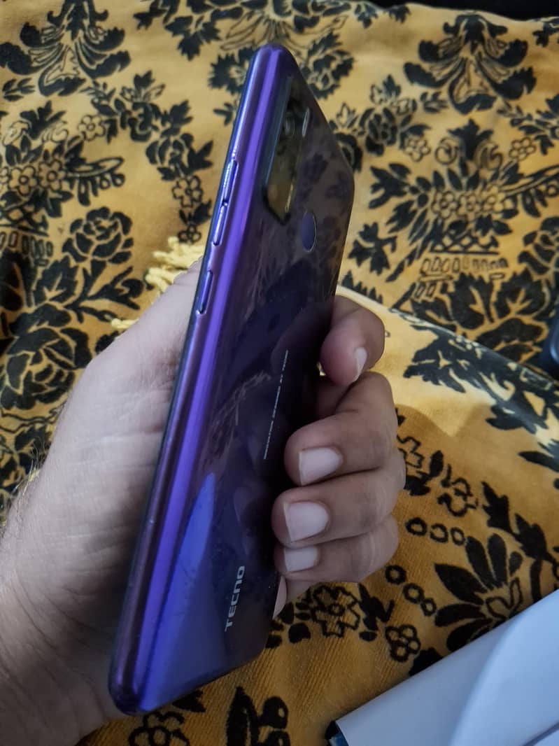 Tecno CAMON 15 4