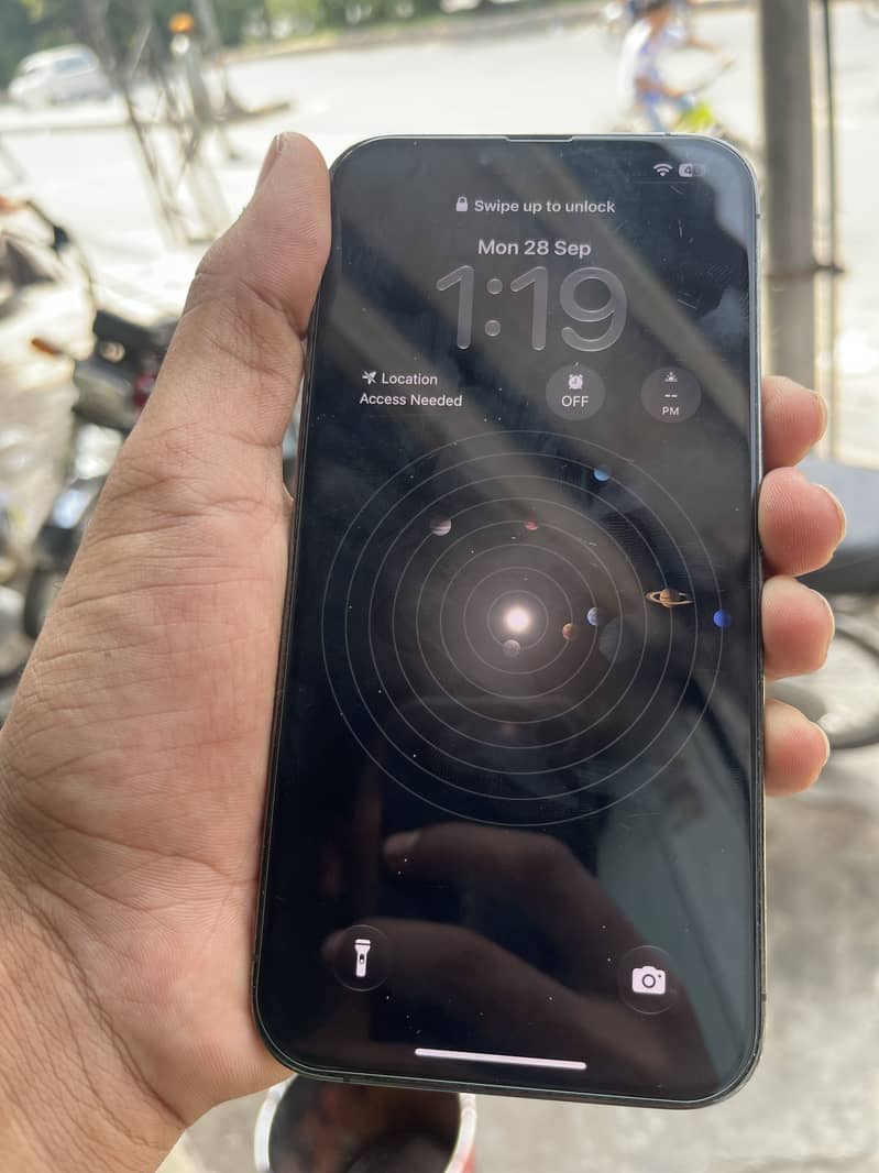 Apple iPhone 13 Pro Max 2