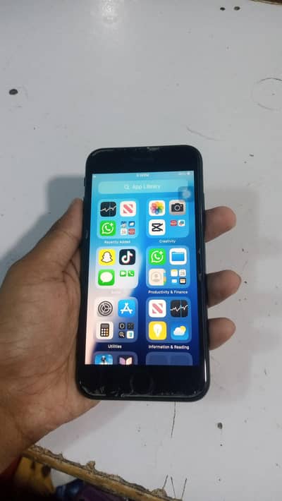 Apple iPhone SE 2 /12 pro max chipset