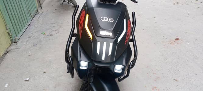 Scooty evee squab brand new condition
