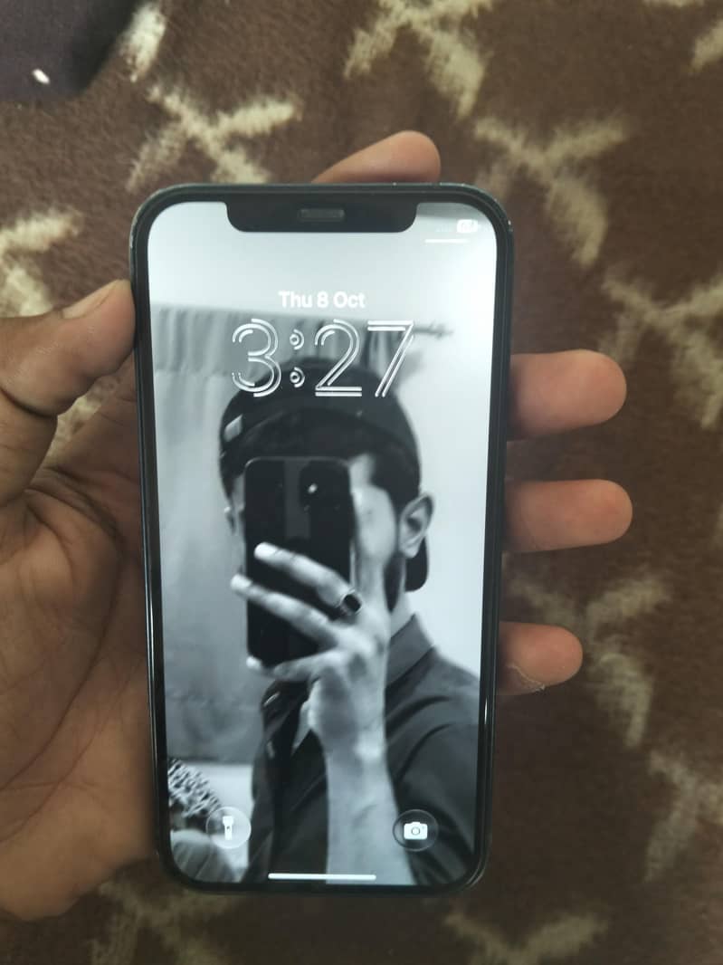 Apple iPhone 12 2