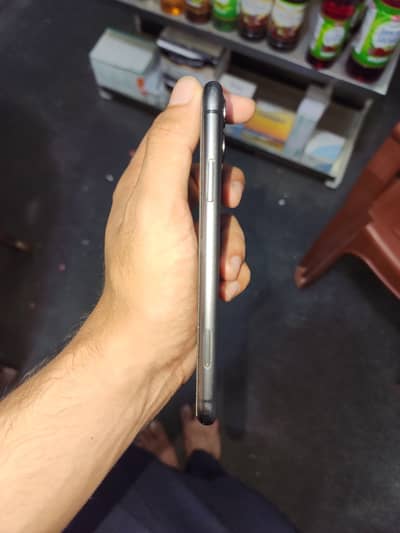 Apple iPhone 11 64 GB