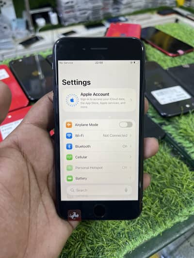 Apple iPhone SE