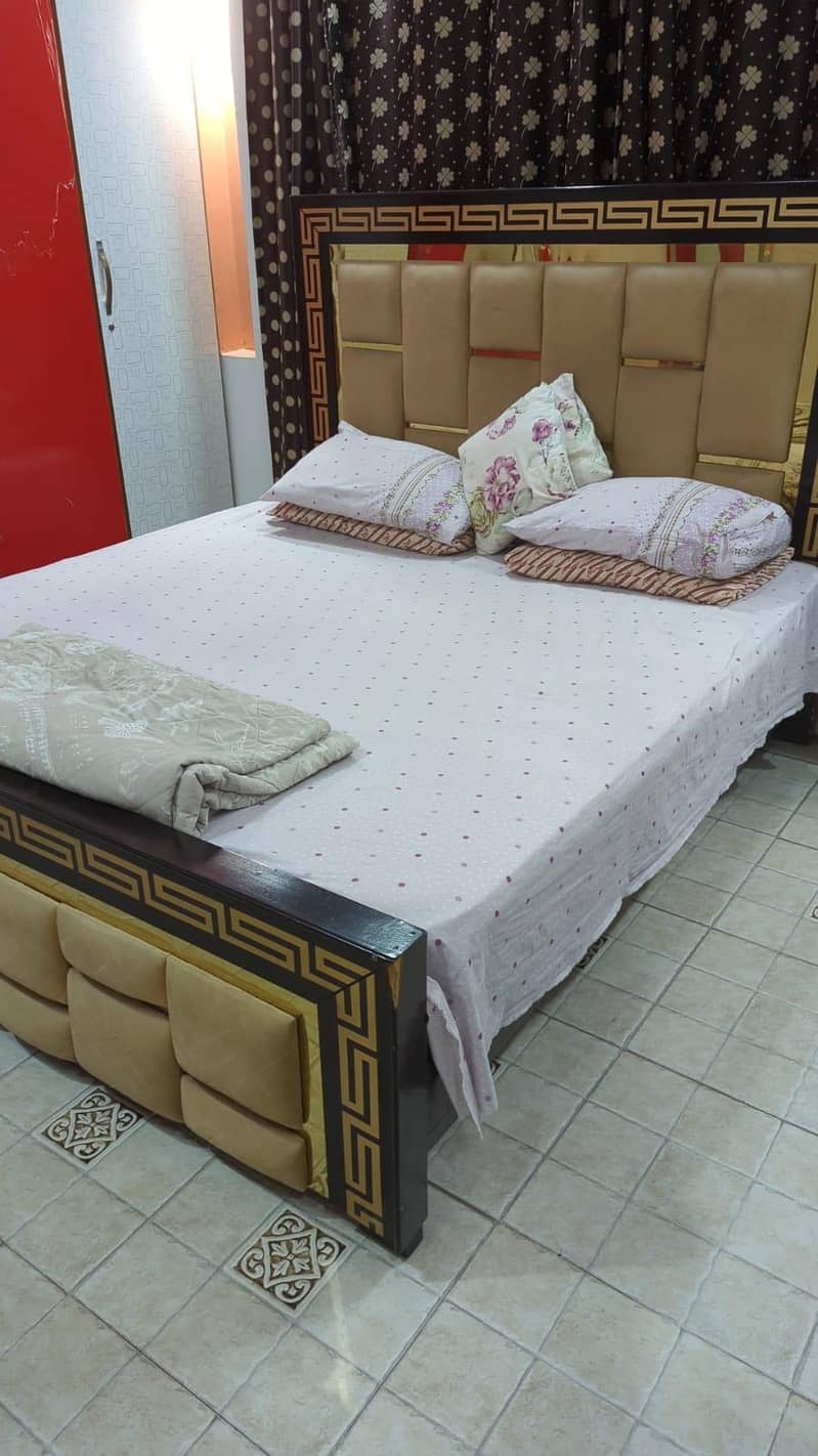 beautiful bed 0