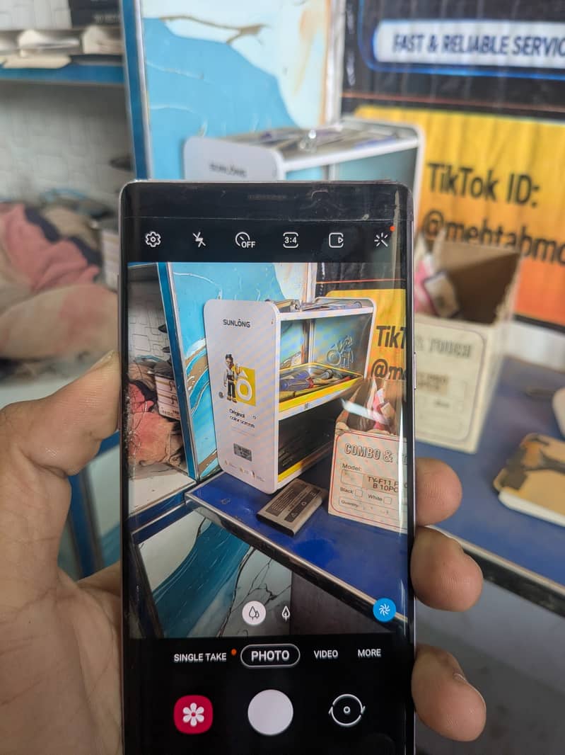 Samsung Mobile Note 9 1