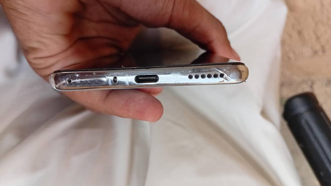 Tecno CAMON 40 Pro 5