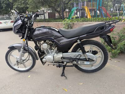 Suzuki GD 110 (Camel Grey)