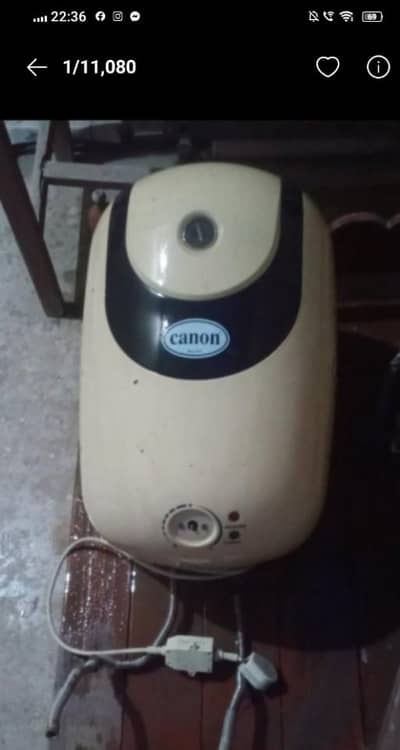 Canon Electric Instant geazer in very good condition available for Sal