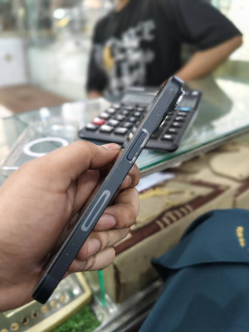 Apple iPhone 14 2