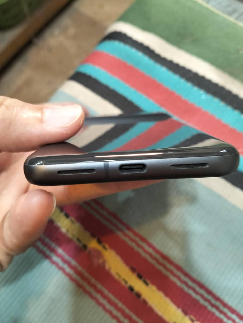 Google Pixel 8 3