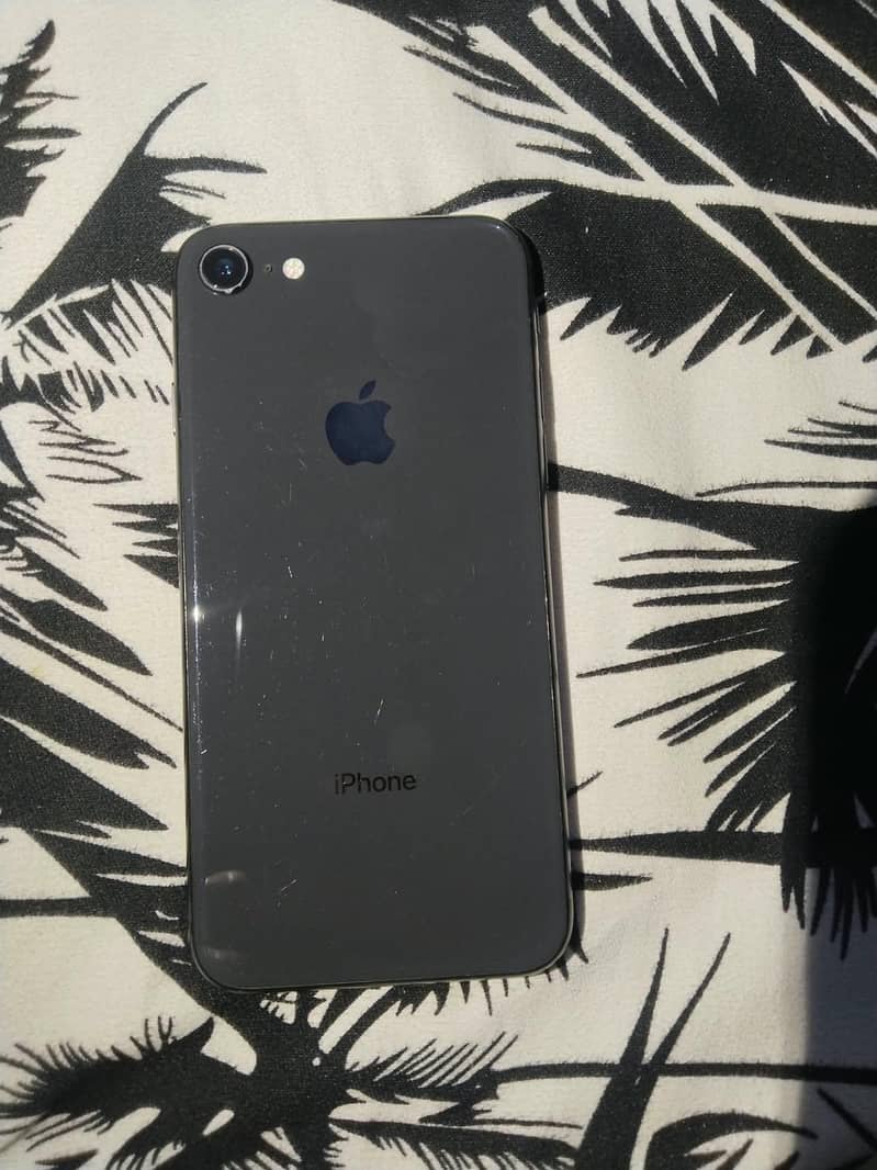 Apple iPhone 8 0