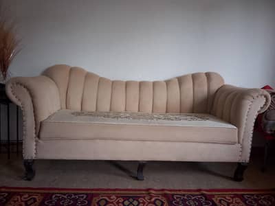 7 seater modern style sofa set condition used but same as new