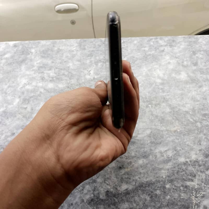 Apple iPhone 7 Plus 0