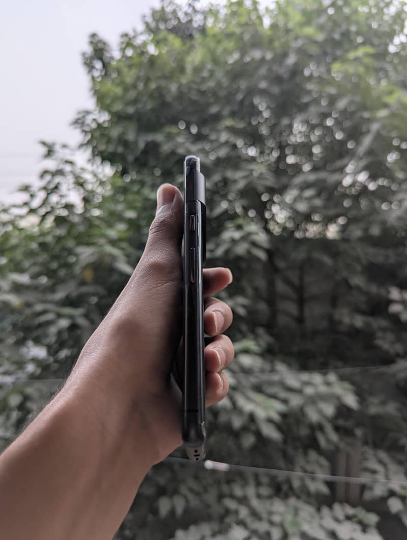 Google Pixel 7 – Mint Condition 2