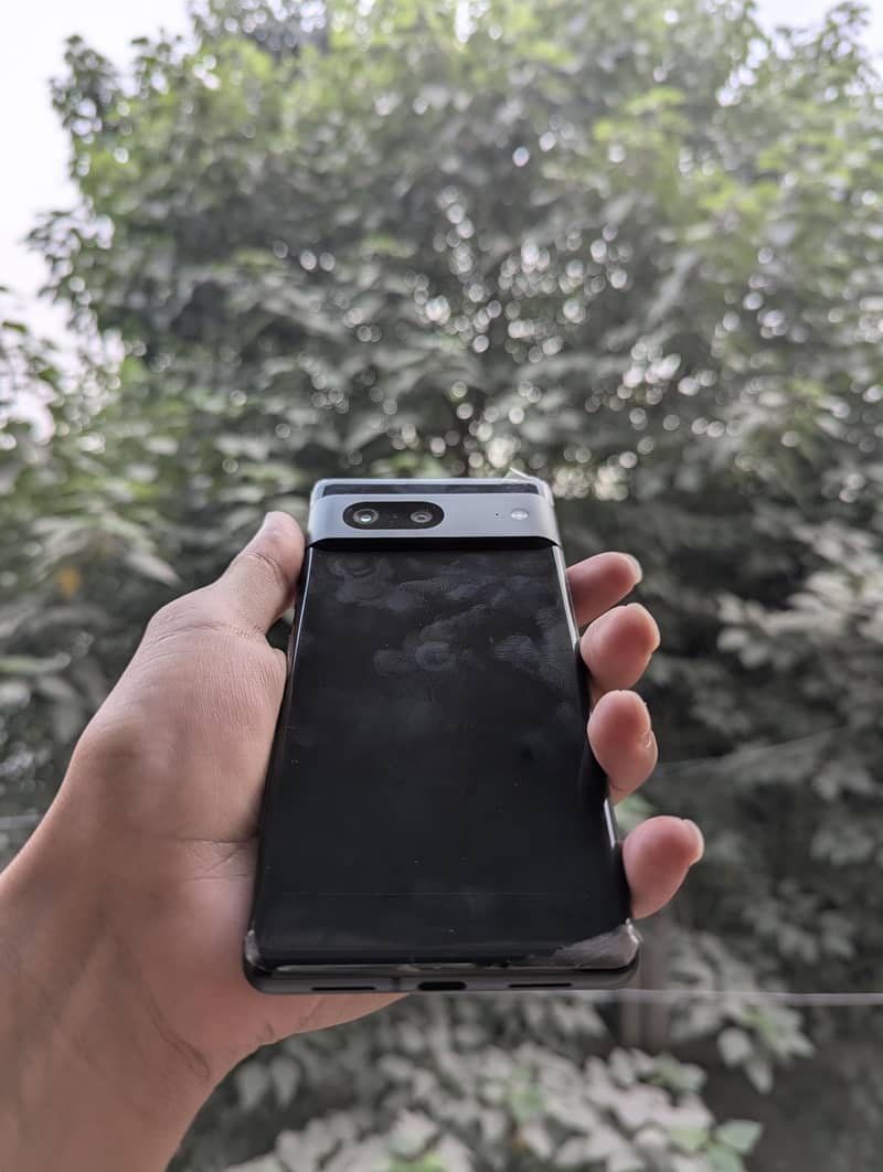 Google Pixel 7 – Mint Condition 3