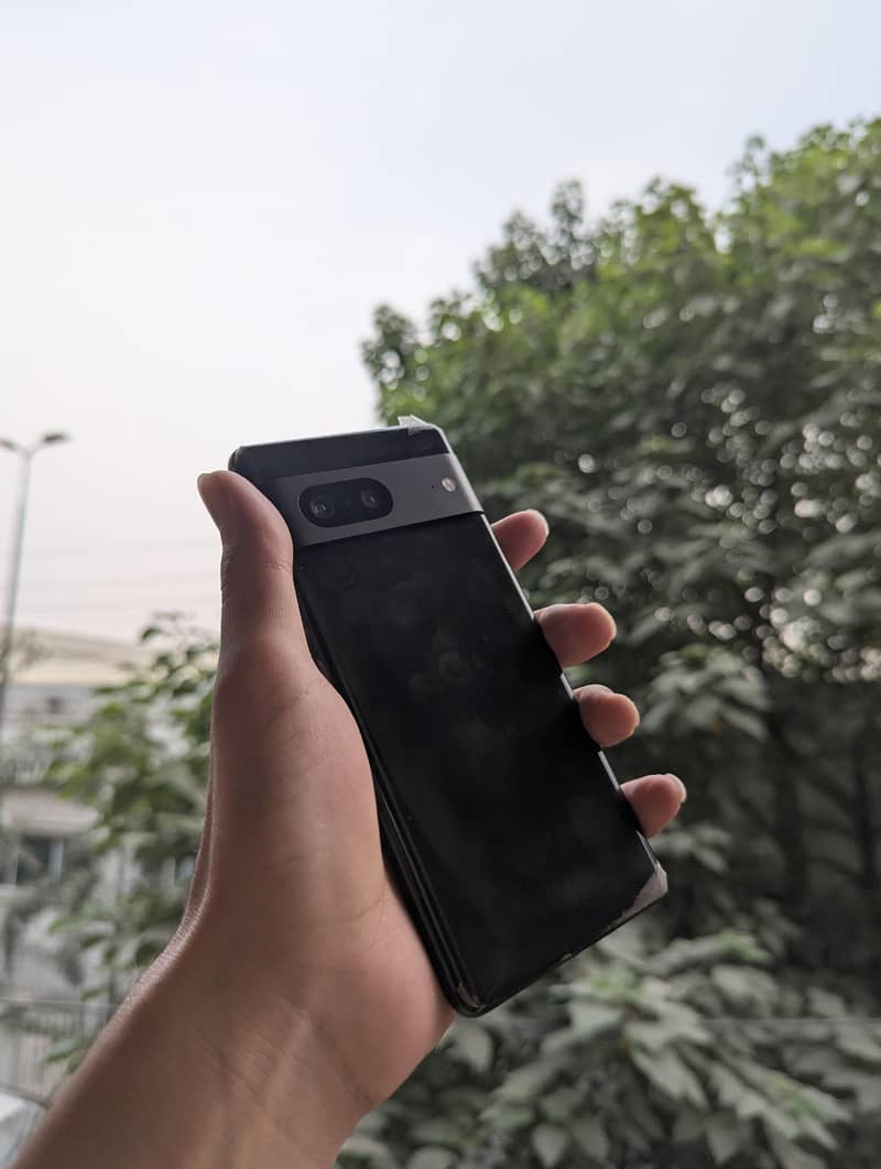 Google Pixel 7 – Mint Condition 4