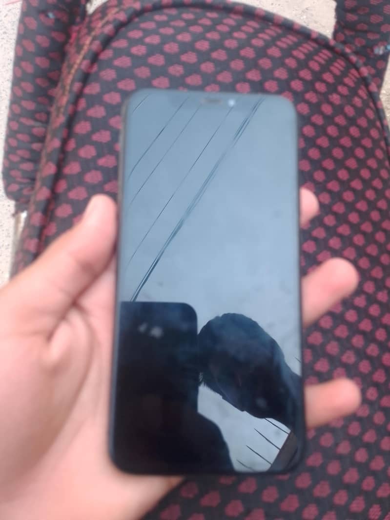Apple iPhone X 4