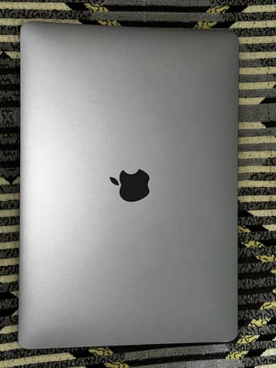 MacBook Air 2020 — Core i7 | 16GB | 512GB SSD | Like New