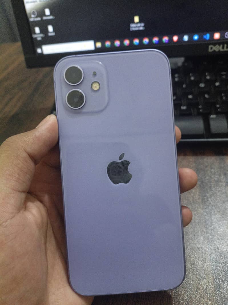 Apple iPhone 12 0