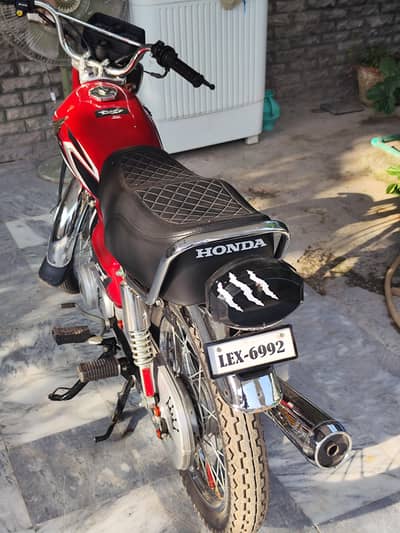 16/bata/17 model