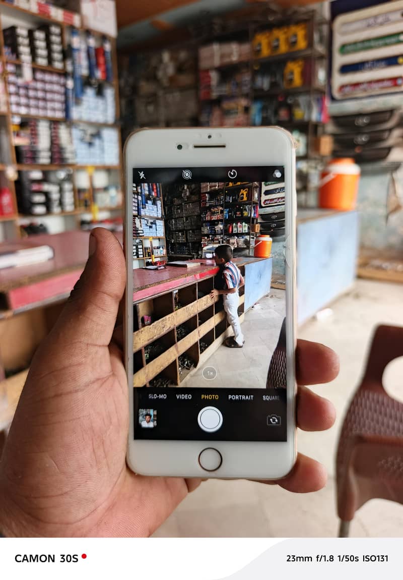 Apple iPhone 8 Plus 9