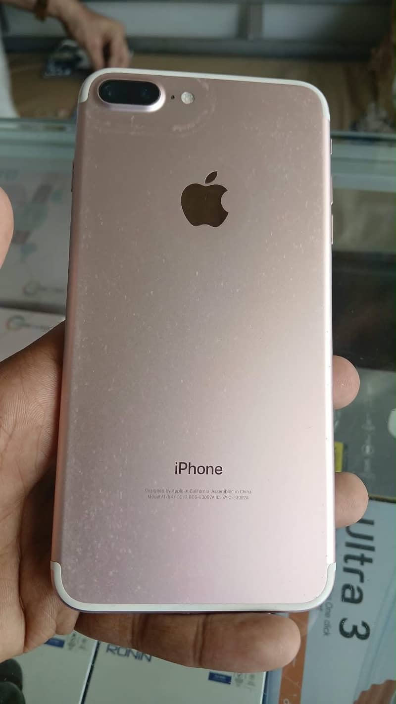 Apple iPhone 7 Plus 4