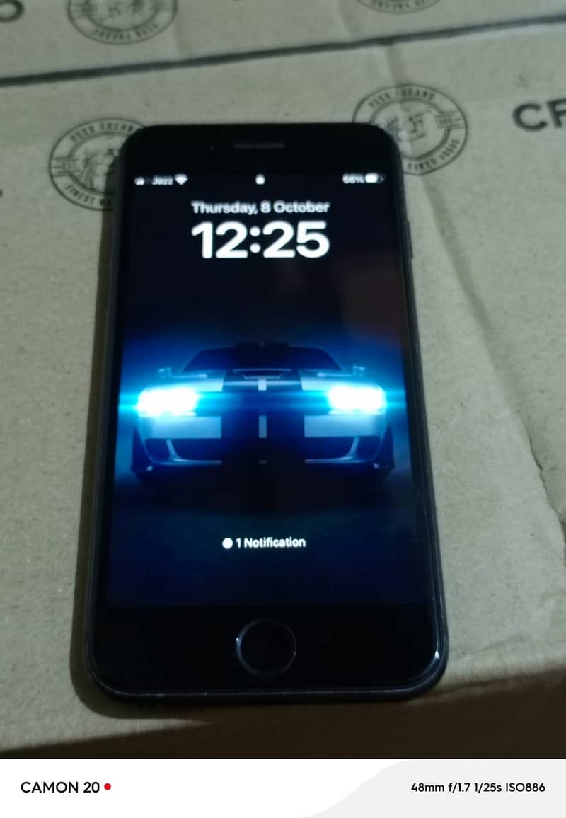 Apple iPhone 8 0