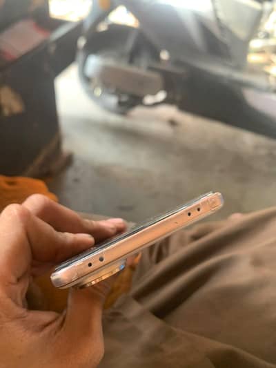 Vivo V60