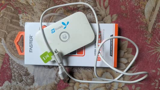 Urgent sale Huawae Telenor device with Charger