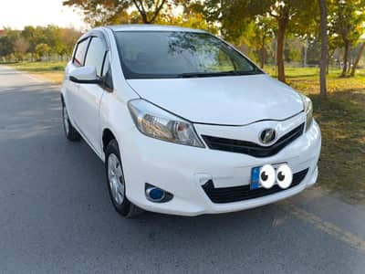 Toyota Vitz 2012