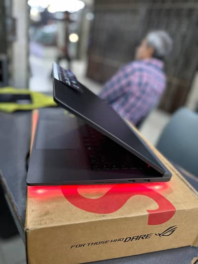 ASUS ROG Strix G16 ultra 9 box pack 35 gb ram