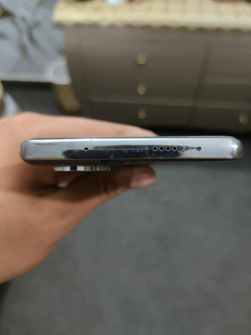 Tecno CAMON 40 Pro 4