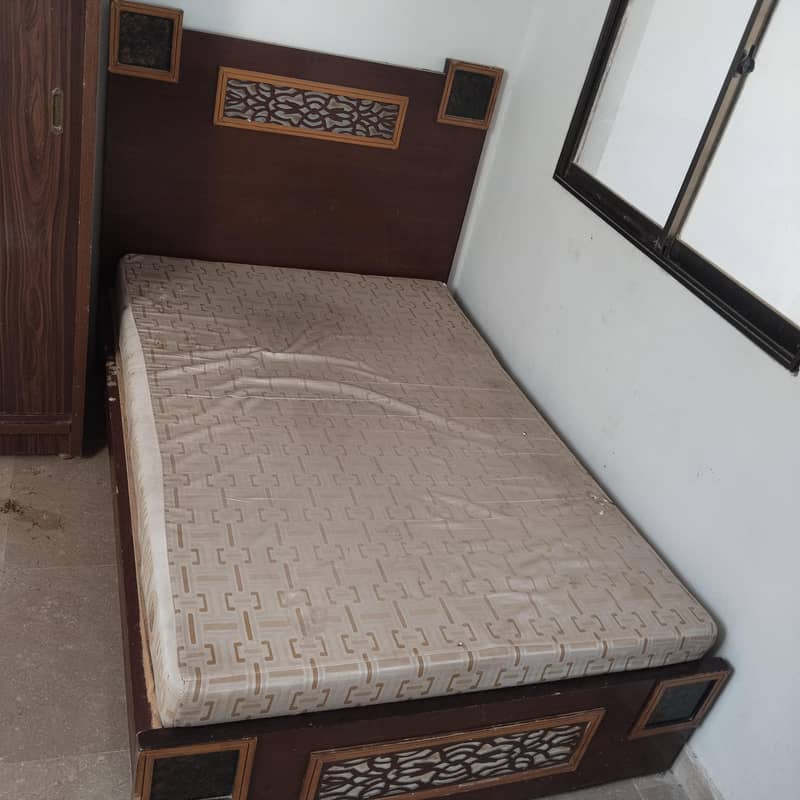 bed6/4 0