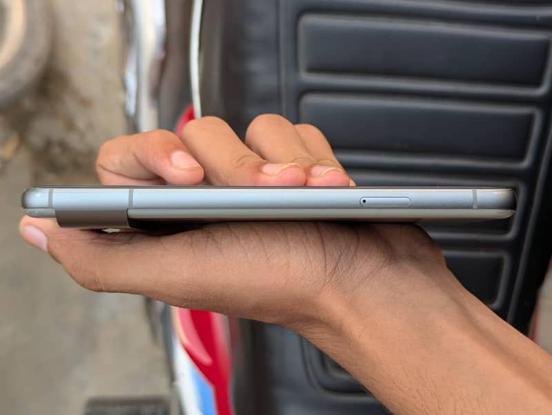 Google Pixel 8 2
