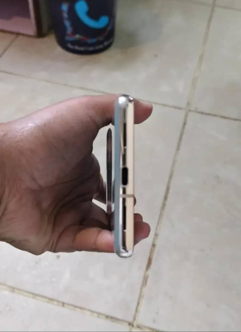 Google Pixel 7 Pro 4