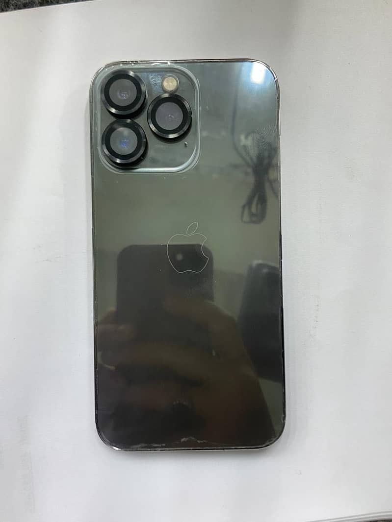 Apple iPhone 13 Pro 2